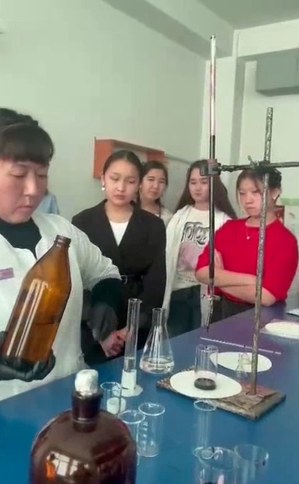 «Тұрмыстық химия тауарлары: түрлері, құрамдары және қауіпсіздігі» тақырыбында кеңес